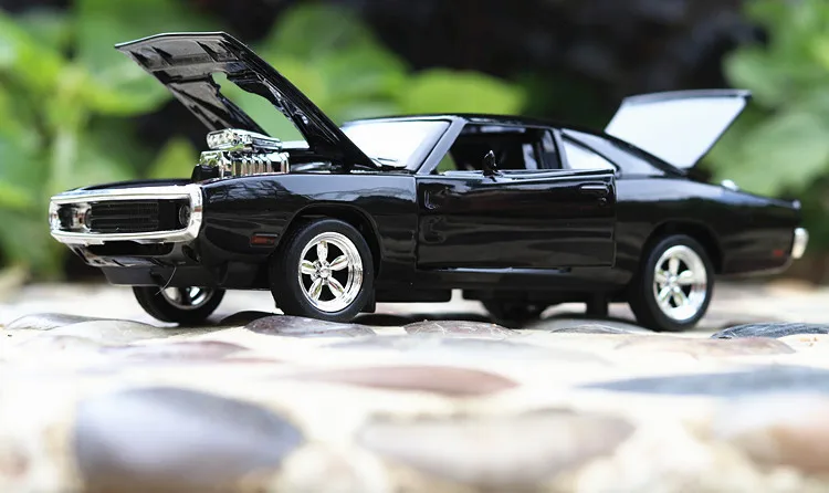 1/32 Diecasts& игрушечные транспортные средства Форсаж Dodge модель автомобиля со звуком и светом коллекция автомобиля игрушки для мальчика Детский подарок