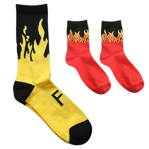 2018 новый бренд Harajuku стиль красный и желтый унисекс носки с пламенем уличная съемка хип-хоп панк мужские и женские в трубке хлопковые носки