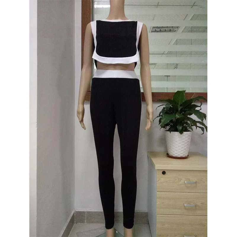 Полосатый костюм Для женщин Комплект из 2 предметов Outtwear тренировочный