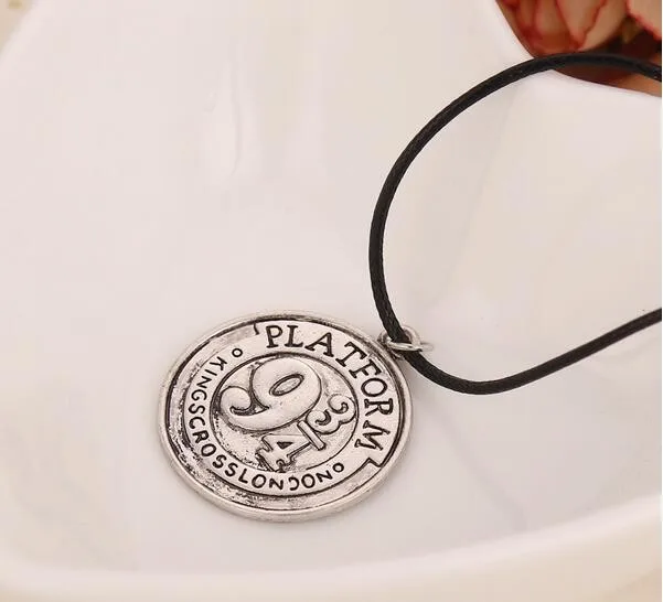 Распродажа шляп вдохновленный Хогвартсом Экспресс 9 3/4 ожерелье на платформе с