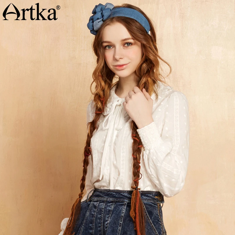 ARTKA осень 2018 г. Новый для женщин 100% хлопок вышитые Раффлед лук Питер Пэн воротник с