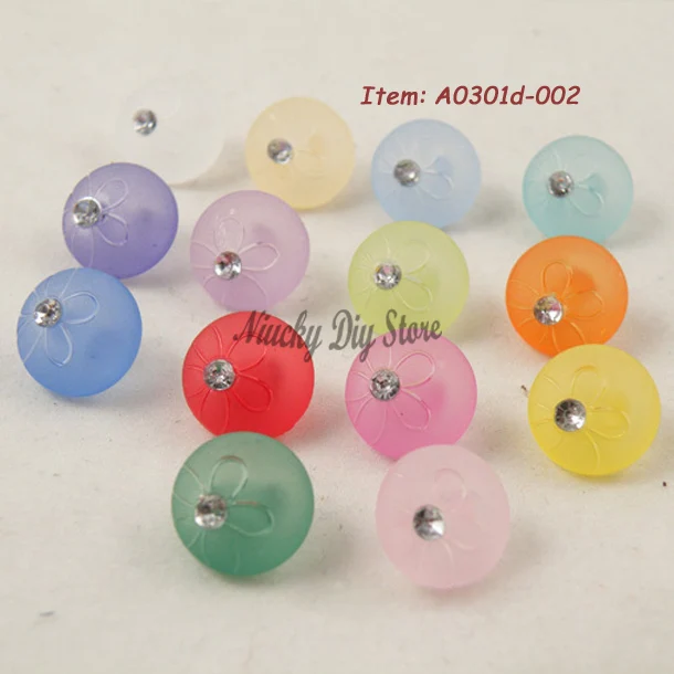 

Матовые одноцветные или разноцветные бриллиантовые пуговицы 13 мм