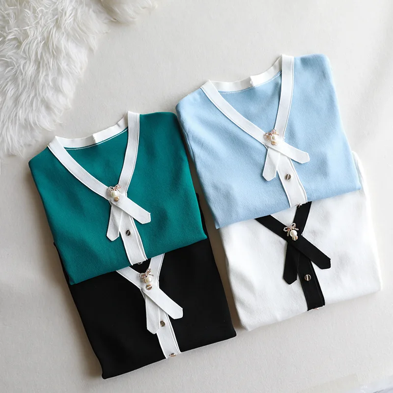 Summer Autumn pearl beading Cardigan Women Chic Style Knitted Blouses Short sleeve Shirt V-neck patchwork Blusas B-117 |