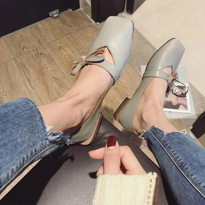 Новинка 2018 года обувь для бабушек цельная на плоской подошве женская с бантом