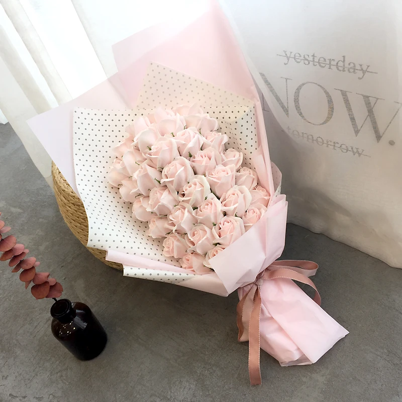 Букет роз предложение на день рождения признание подарок для отправки подруге