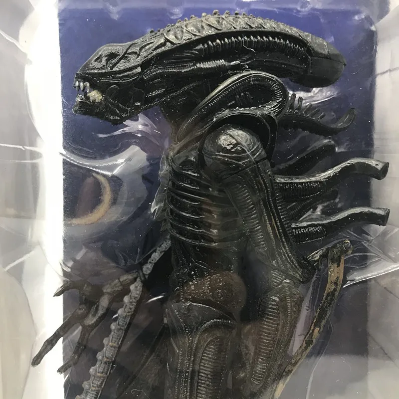Новое поступление; оригинальная посылка; комплект из 2 предметов; AVP Alien VS. Эксклюзивная Фигурка хищника NECA 2