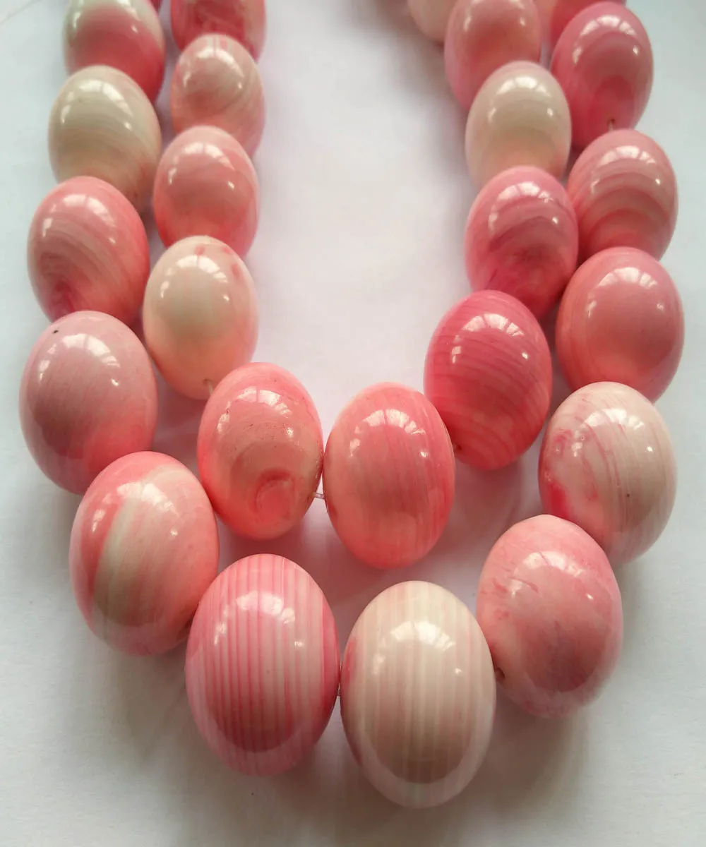 

Large 6-20mm Pink Queen Conch Shell jewelry round beads - cream white pink for necklace ,bracele tFull strand 16"