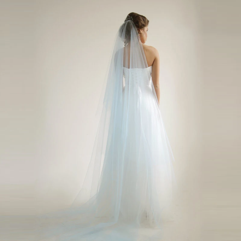 Недорогая простая детская фата из голубого тюля Длинная с кромкой для собора и