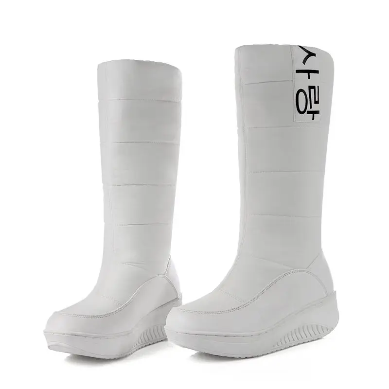 white EGONERY/женские зимние сапоги до колена на меху в Корейском стиле модные теплые женские сапоги с плюшевой подкладкой на зиму и весну вечерние сапоги размера плюс 35-44 CN - Цвет: white