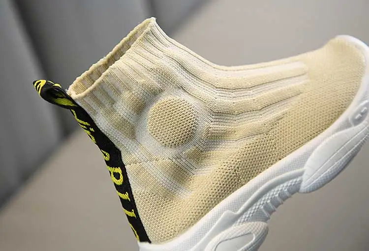 Носки для мальчиков; кроссовки; Детские кроссовки с сеткой; сезон весна года; модная обувь для маленьких мальчиков; повседневная детская обувь; цвет красный, бежевый, черный