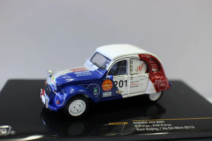 Оригинальная фабрика 1:43 модель автомобиля из сплава CITRO EN 2CV #201 2013 игрушечный
