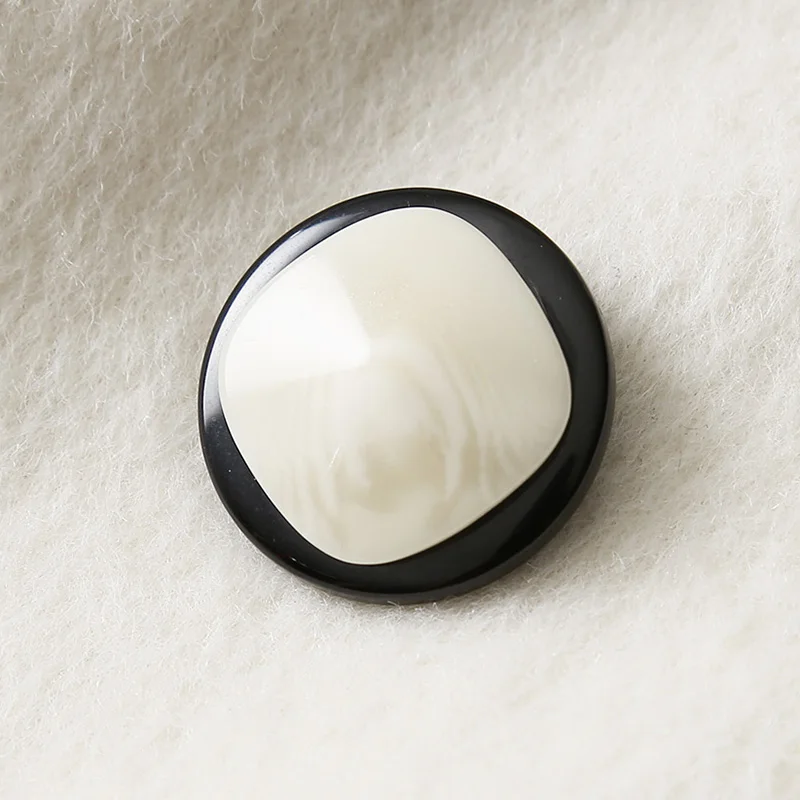 Женское пальто из овечьей шерсти Wsfs белое теплое с поясом и длинным рукавом