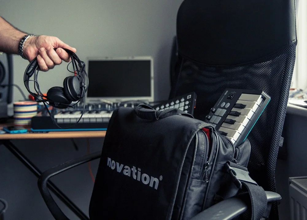 Novation Launchkey Mini MK2 MKII портативный 25-ключ USB Ableton Live Lite MIDI контроллер клавиатуры чувствительной барабанные тормозные колодки для ди-Джея свет для сцены парти