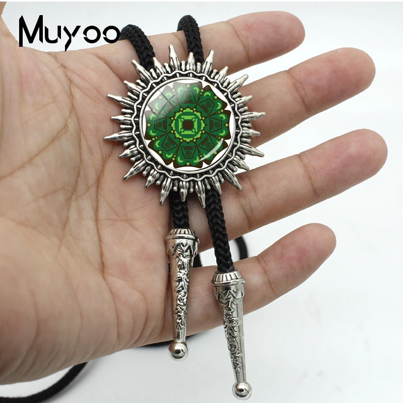 BOLO-00137 Новое поступление Аватара Последний аirbender Bolo Tie Earth Kingdom Tag стеклянный купол