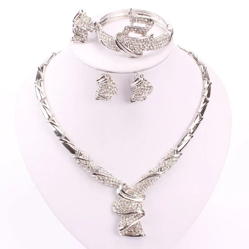 Комплект из колье серёг и кольца золотистого цвета|african beads jewelry set|beaded setfine set |