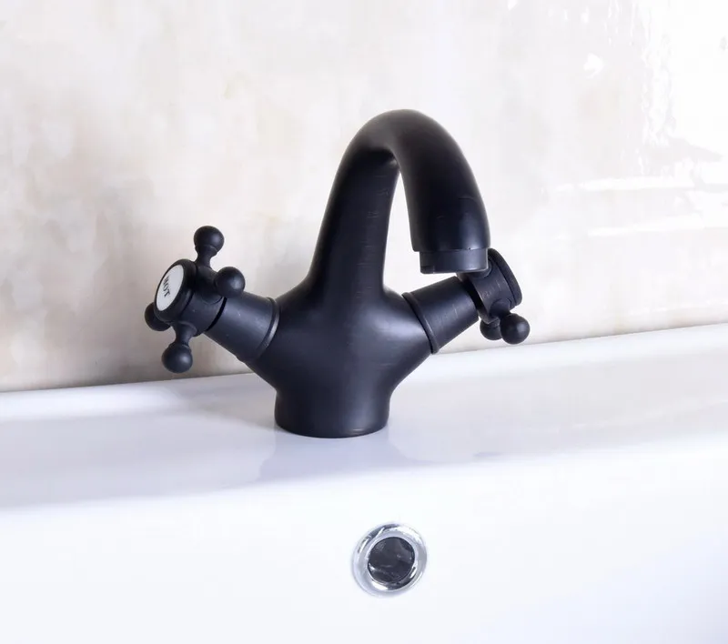 Черный латунный кран для раковины с двойной ручкой и одним отверстием ванной