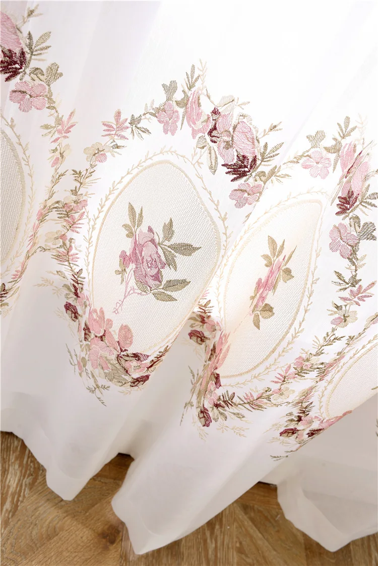 

Cheap Price Cotton Linen European Style Curtains Luxury Curtains for Living Room