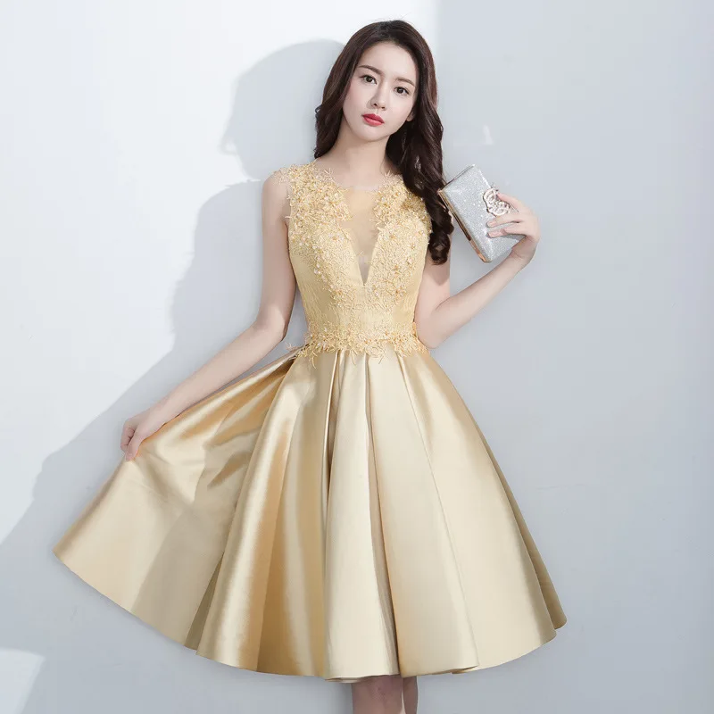 Женское вечернее платье с круглым вырезом короткое золотистое трапеция без