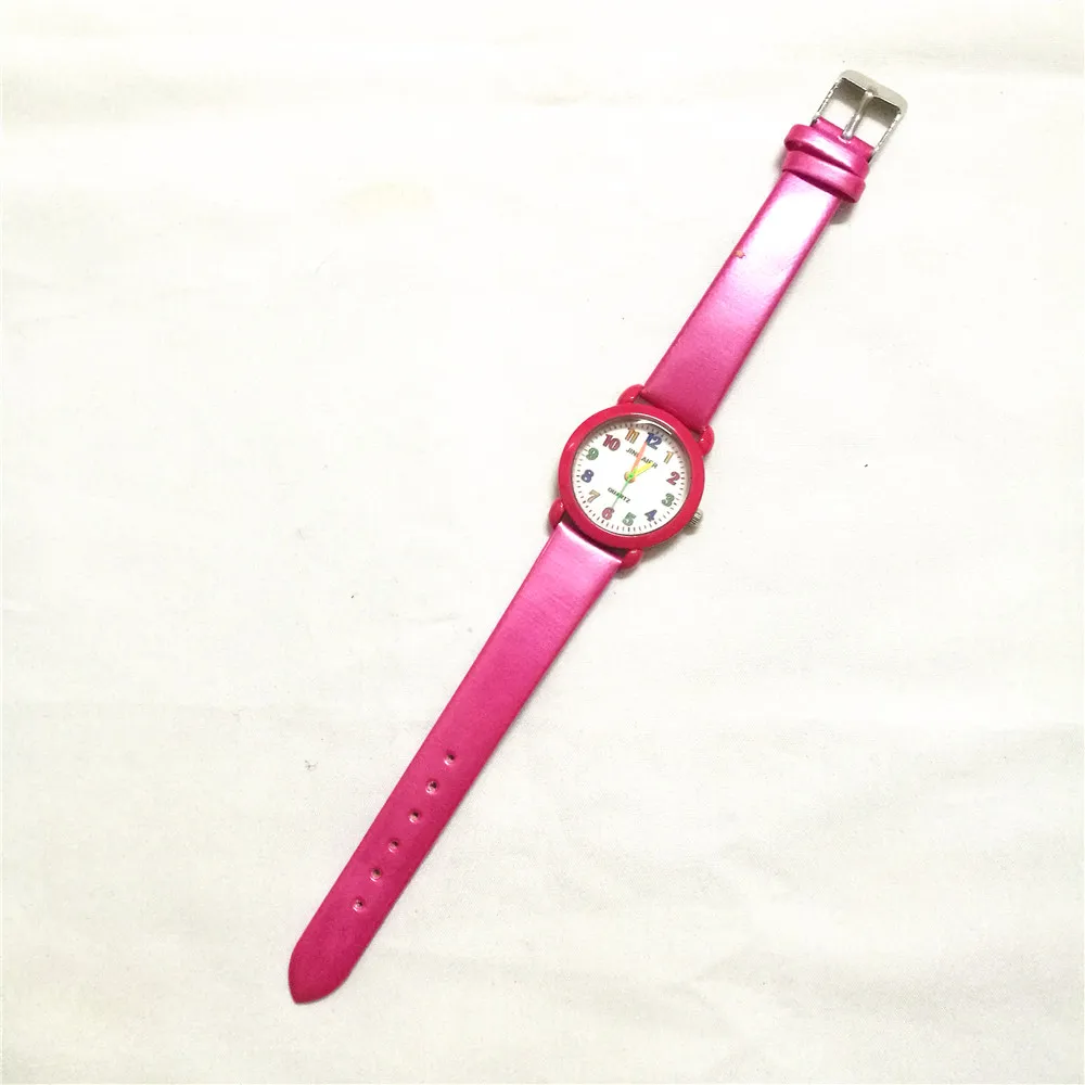 Детские кварцевые наручные часы с героями мультфильмов красивые детские модные