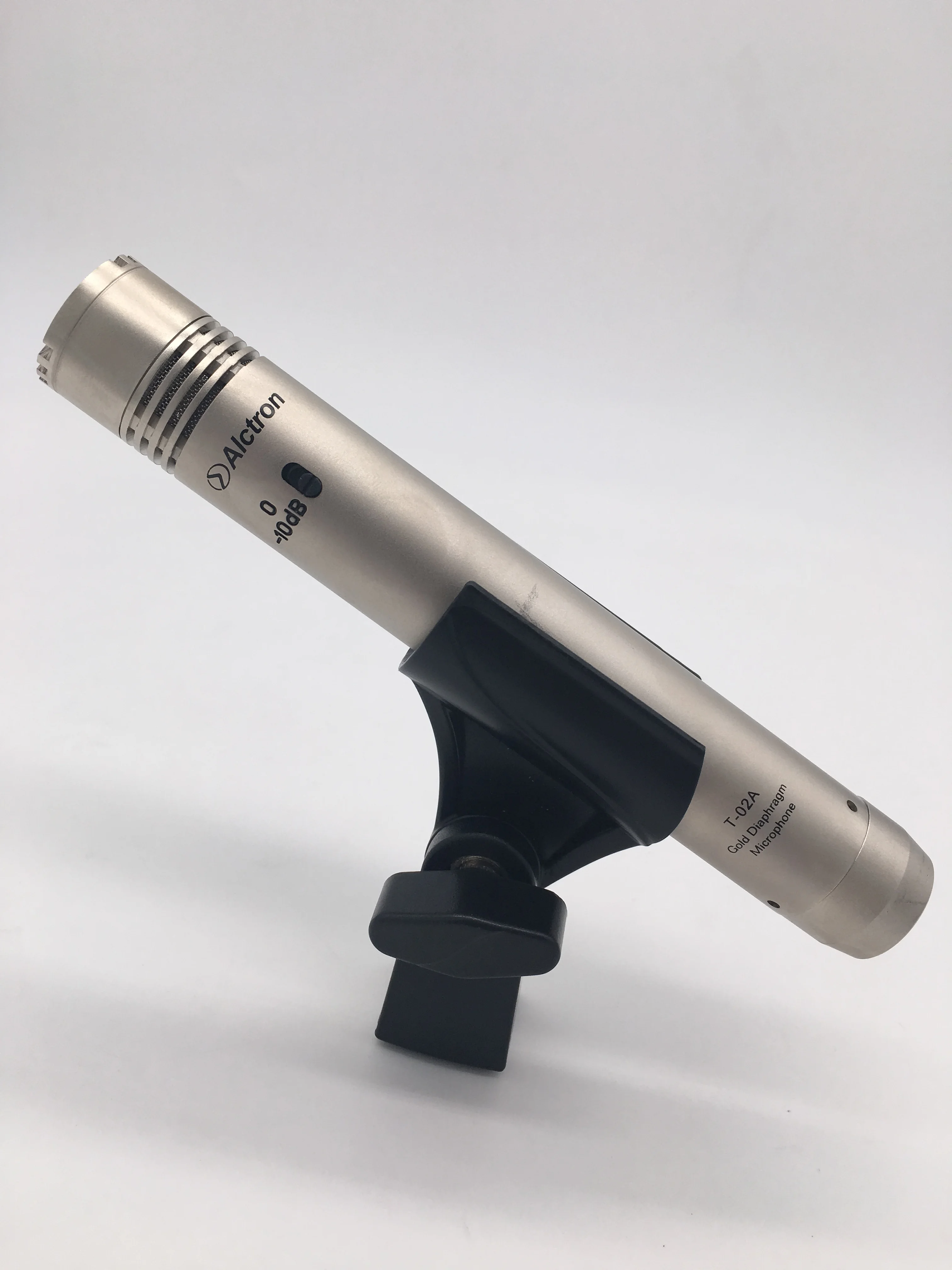 Новый высокопроизводительный конденсаторный микрофон Alctron T02A музыкальный