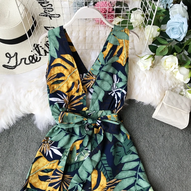Пляжный Boho короткий женский летний комбинезон с открытой спиной и v-образным вырезом без рукавов комбинезон корейский цветочный принт плюс размер женский комбинезон