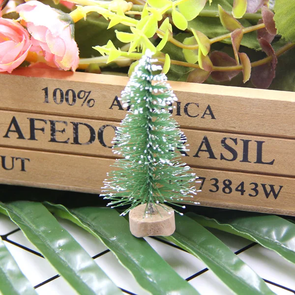 White Green Новинка! 10 шт., 6 см, DIY, Рождественская елка, маленькая сосновая елка, мини-деревья, размещенные на рабочем столе, для дома, Рождественское украшение, подарки для детей - Цвет: White Green