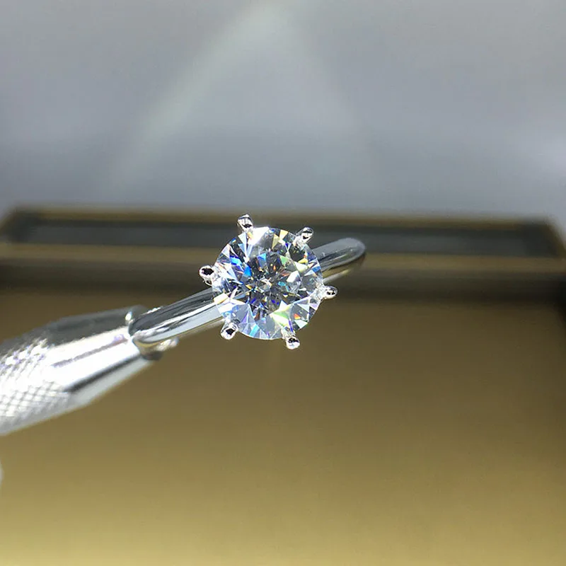 

Solid 18K White Gold 1ct DF Moissanite 6 Prong Ring Solarite Lab Diamond Engagement Ring For Women