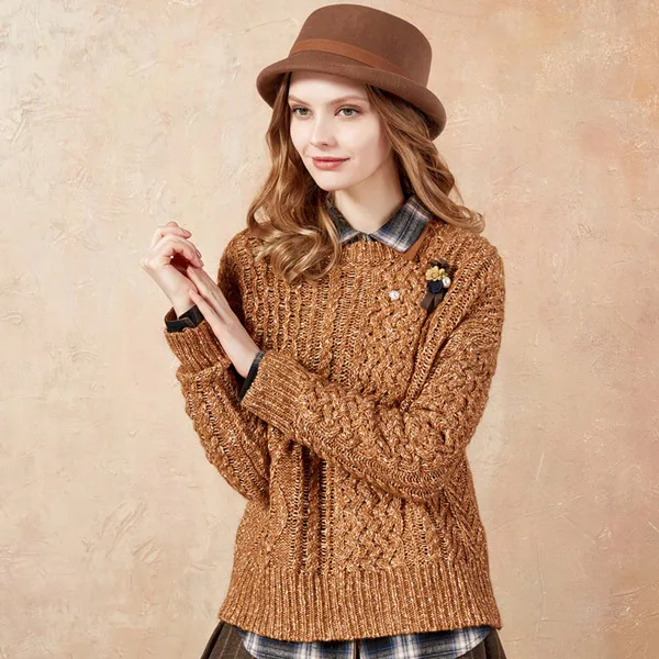 CLEARANCE ARTKA Autumn New Women Twisted Drop Shoulder Sleeves Pullovers Fashion Simple Sweater Female YB12670Q - Цвет: Хаки