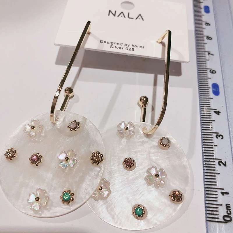 Корейский модный симпатичный хит продаж серьги в виде цветка акриловые