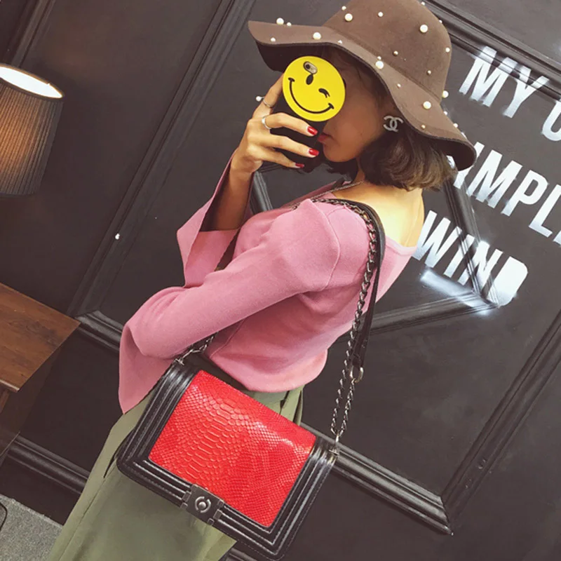 Сумка-мессенджер из искусственной кожи под крокодила | Багаж и сумки