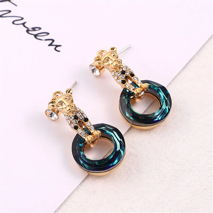 Серьги Bts zao корейские винтажные леопардовые серьги гвоздики для женщин 2018 с