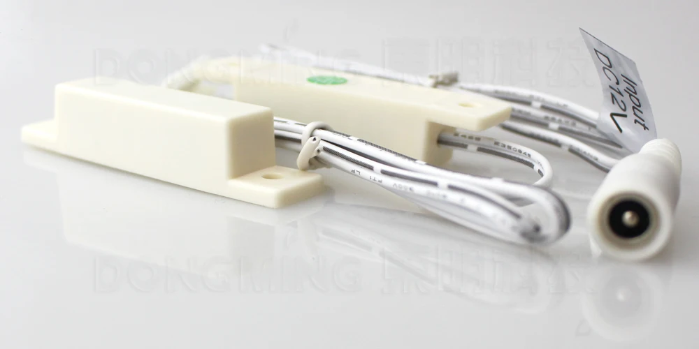 Оптовая продажа 20 шт DC 12V дистанционный Бесконтактный светодиодный датчик света