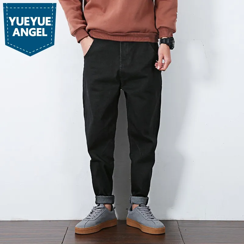 

New Winter Mens Fleece Lining Jean Pants Plus Size Mens Black Cotton Harem Pants Male Casual Loose Fit Denim Pants M-6XL