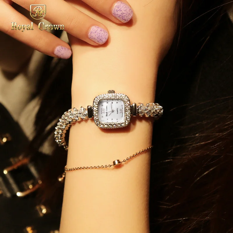Royal Crown Lady Women's Watch Japan Quartz Hours Jewelry Clock Fashion Bracelet Band Shell Luxury Rhinestones Bling Girl's Gift
Royal Crown Lady Women's Watch Japan Quartz Hours Jewelry Clock Fashion Bracelet Band Shell Luxury Rhinestones Bling Girl's Gift