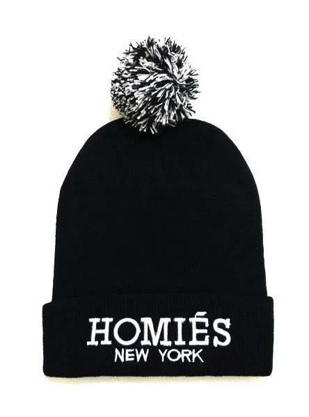 Черный корешей Pom шапочка зимняя вязаная шапка со словами Skullies головы Кепки для