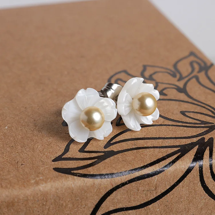 Ancient Style Beautiful Natural Shell Flower 10MM Ear Nail S925 Earrings Stud Post For Women Gift Girl | Украшения и аксессуары