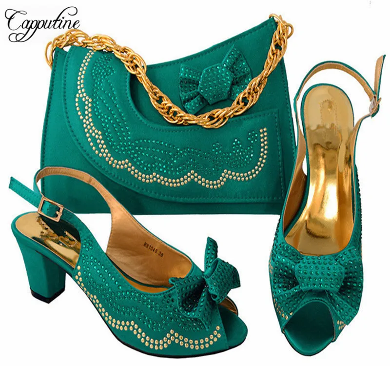 

Capputine/ , , 6,5