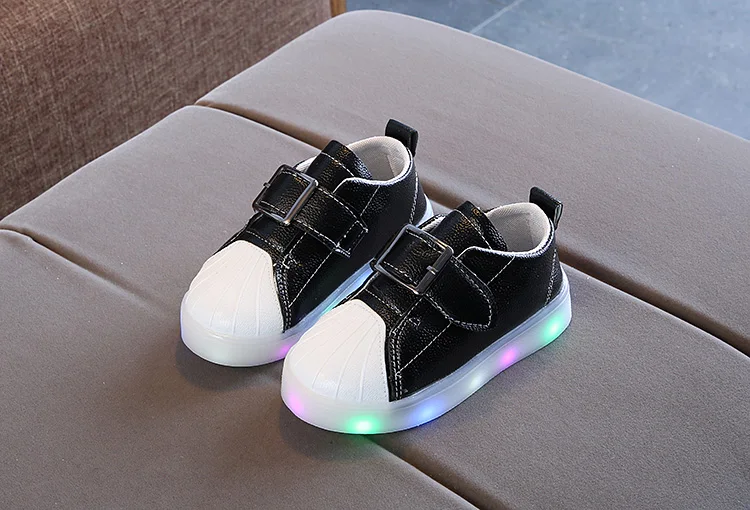 Новые брендовые Детские светящиеся кроссовки со светодиодной подсветкой