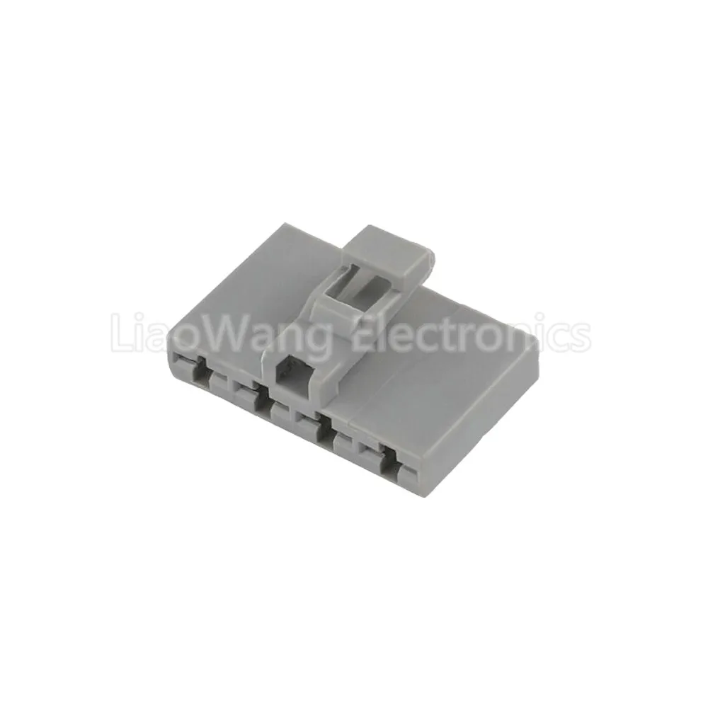 

3 Pin Automotive connector wiring harness connector plug with Terminal DJ70432Y-6.3-21 3P