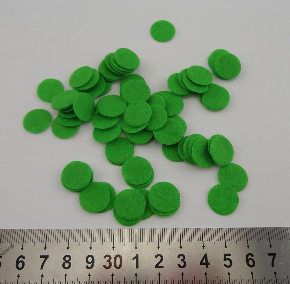 

1000PCS 1.5cm 3/5" Green round felt pads for flower brooches'back,round felt spacers non-woven circles patches appliques