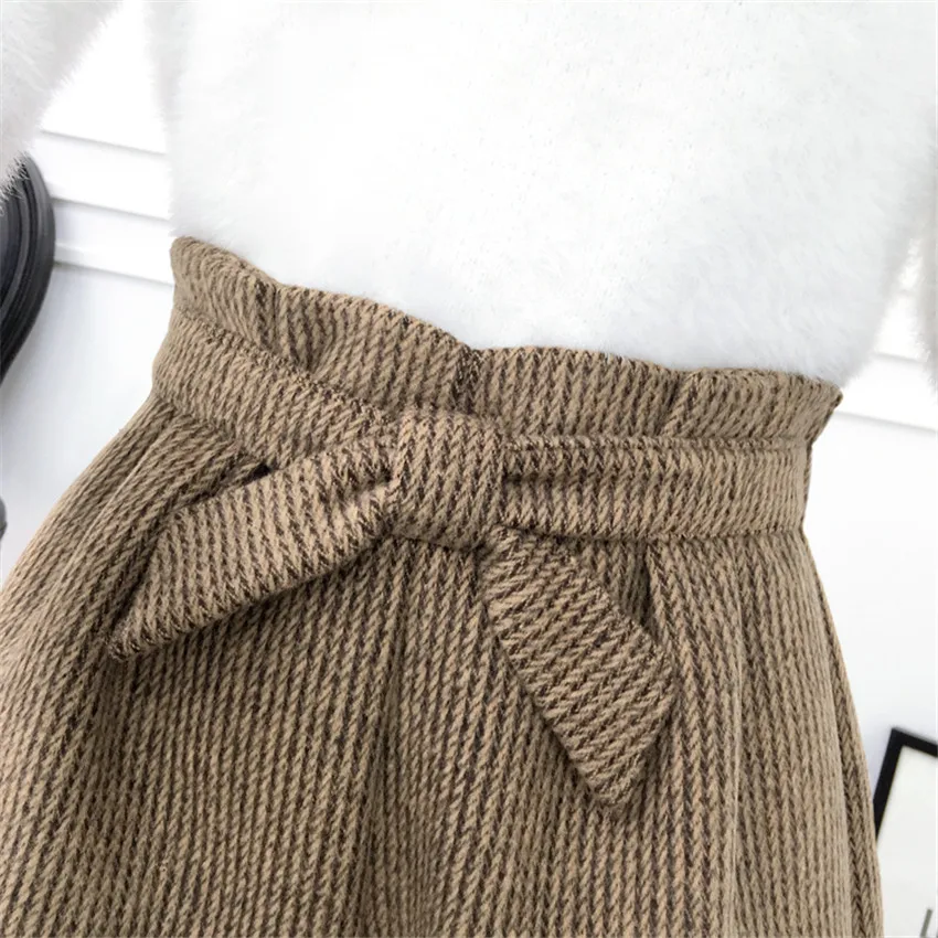 Женские шерстяные шорты с завышенной талией универсальные облегающие широкими