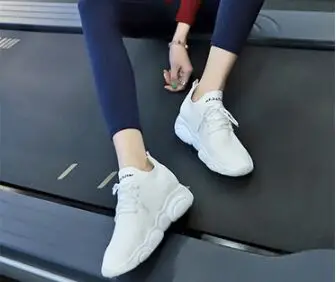 Новинка очень легкая женская обувь для бега спортивная улицы Мужская