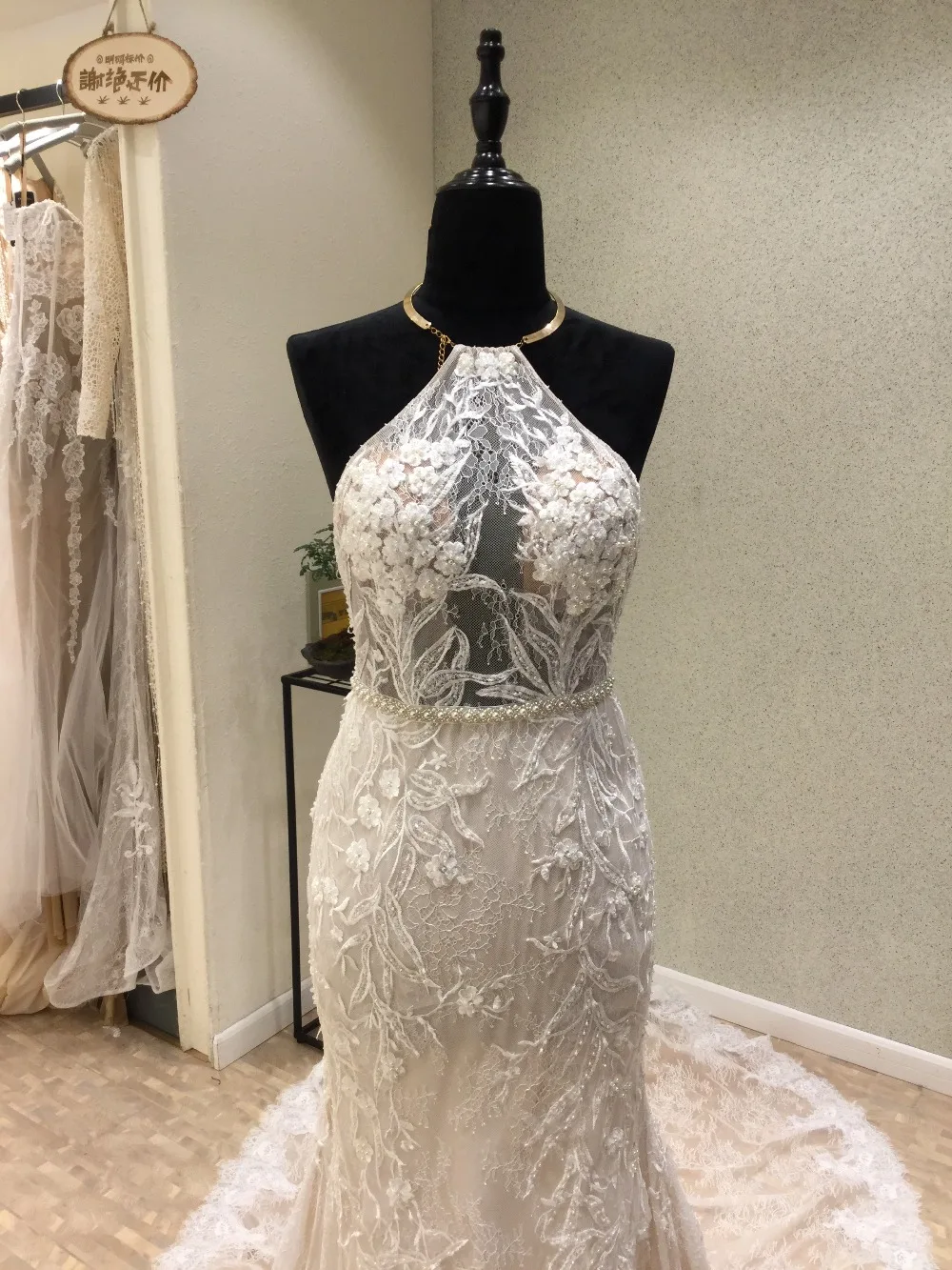 Новые сексуальные пляжные свадебные платья 2018 с круглым вырезом и открытыми