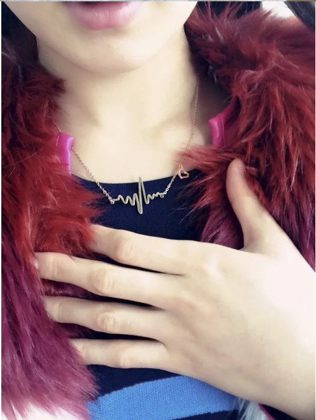 Nova moda jóias imitação 18K Colar Maxi colar banhado a ouro ECG coração clavícula Choker Pendant|heart necklace|pendant necklacevintage