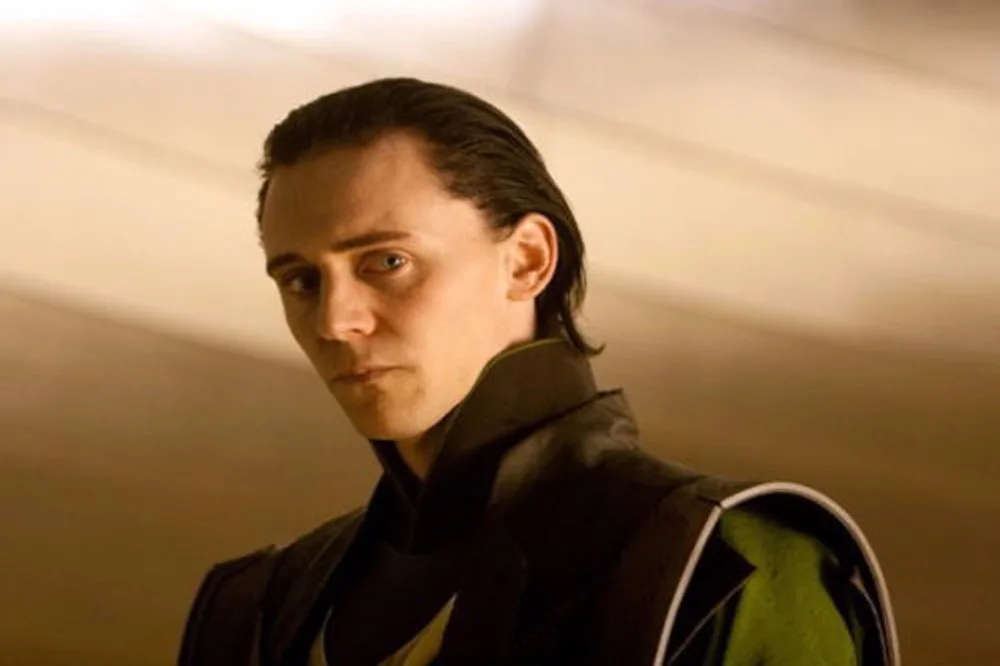 6610 Tom Hiddleston Loki Movie Actor - Art Silk Cloth Poster-Wall Sticker Poster For Home Decor Canvas Painting | Дом и сад