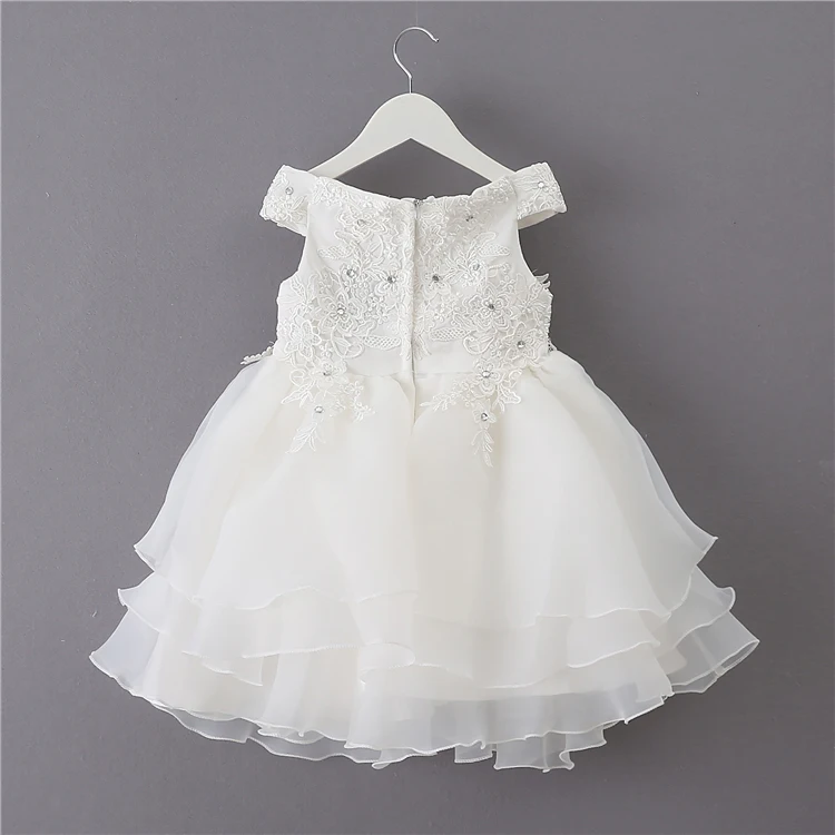 

Princess White Tulle Ball Gown Bead Flower Girl Dresses Strapless Girls First Communion Birthday Dresses vestido de daminha