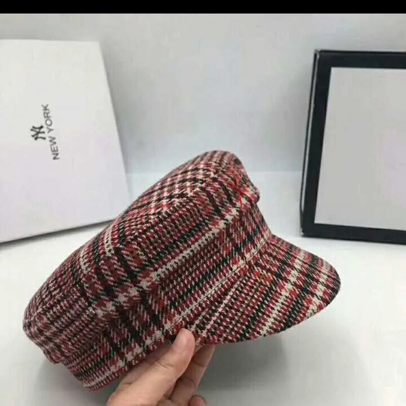 QDKPOTC New Spring Autumn Women Hat Fashion Houndstooth RB Military Hats Leisure Classic Flat Cap Female Beret Cap