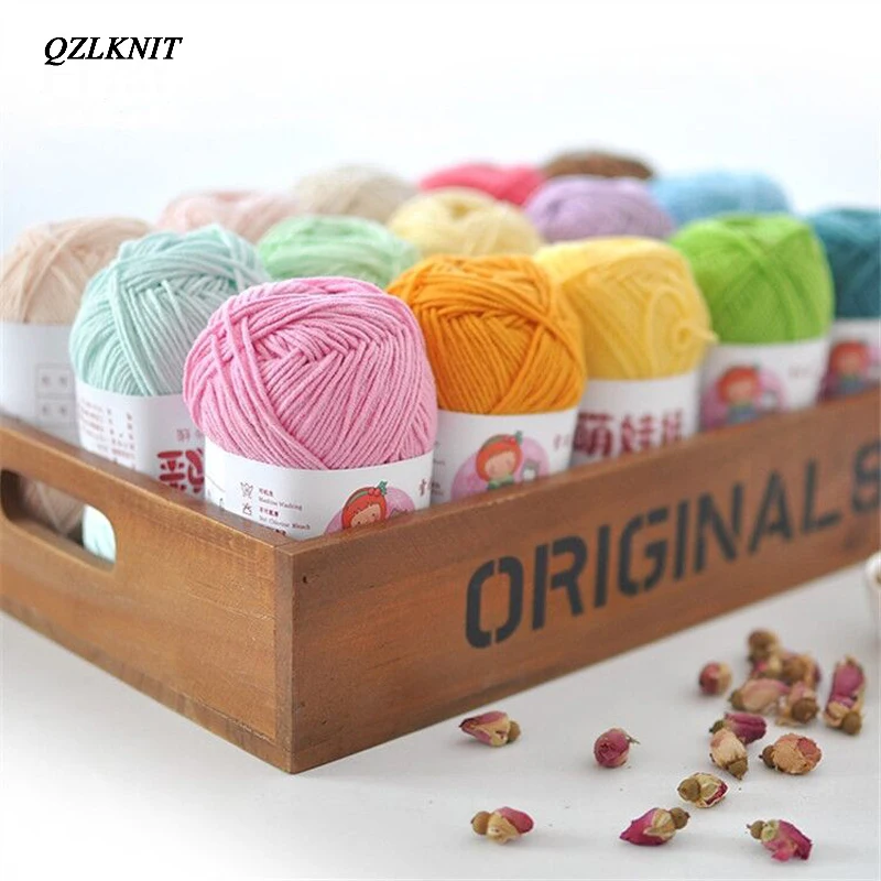 QZLKNIT 40 г/шар 66 цветов привязка на чесаную кожу высокое качество 4 нити молока