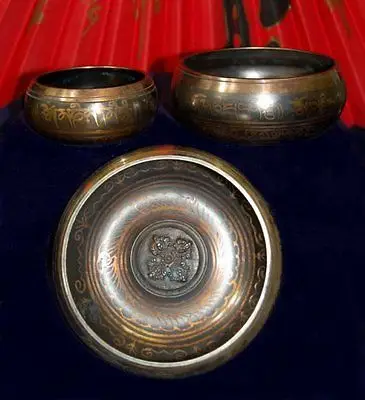 

Buddha bowl practice Chakra Singing Meditation 17-18cm Diameter gift art bowls Antique Garden Decoration Silver Brass