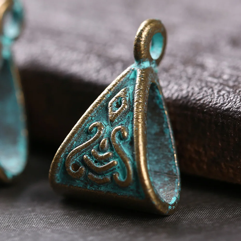 

300Pcs 10*15mm Alloy Verdigris Patina Plated Triangle Vintage Tear Drop Shape Charms Accessories For DIY Jewelry Finding 27047